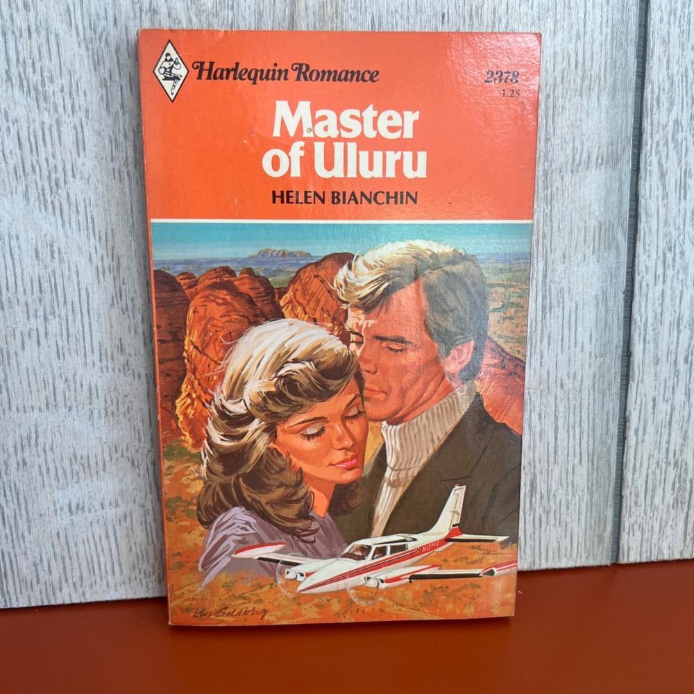 Master of Uluru Helen Bianchin Harlequin‎ Romance 2378 Vintage 1981 Paperback
